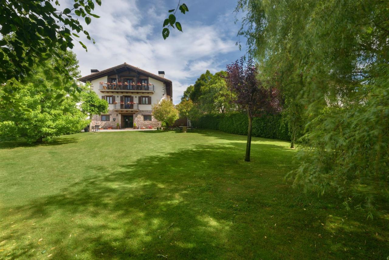Hotel Rural Iribarnia Lantz Eksteriør bilde